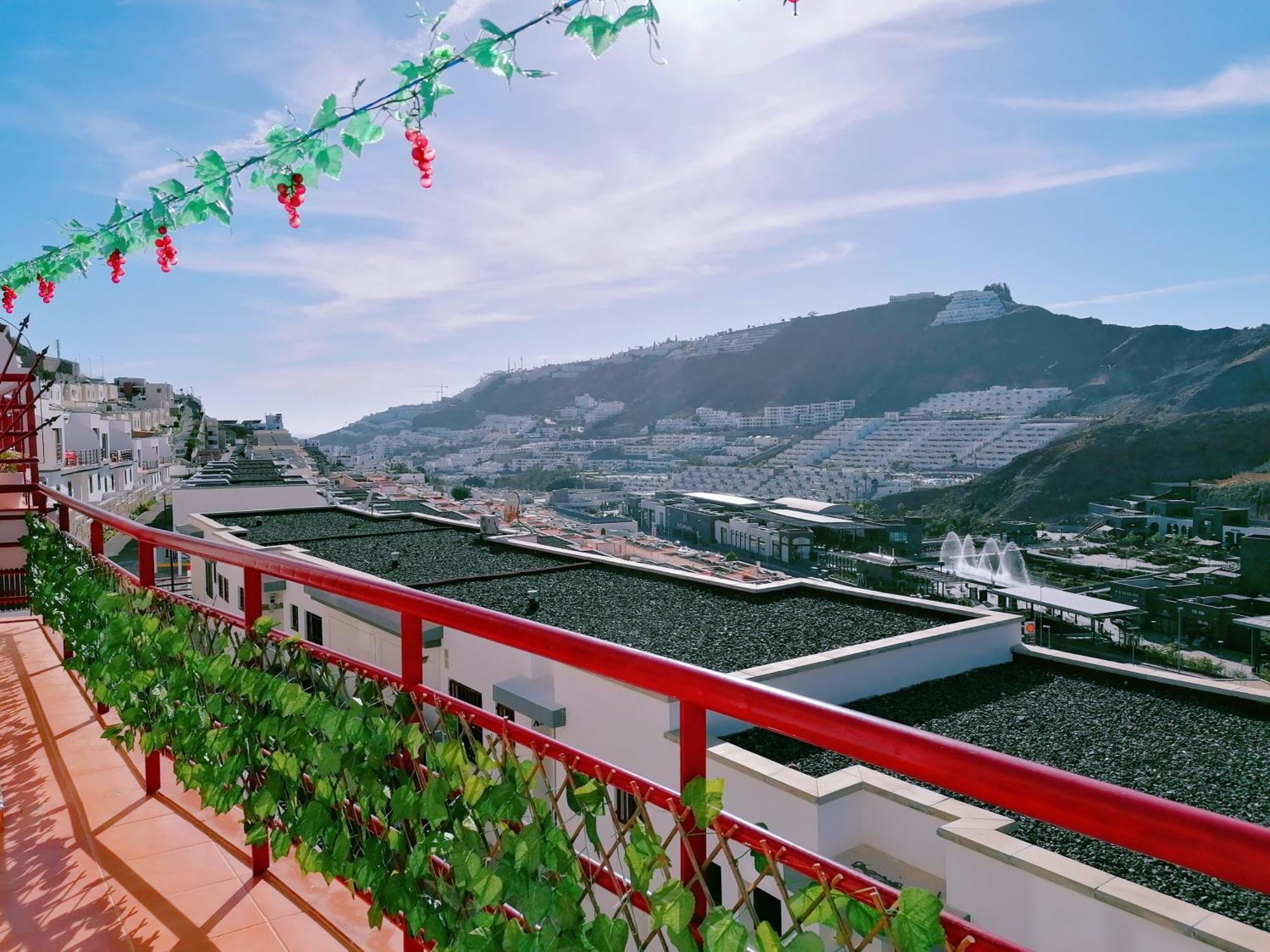 Big Villa Puerto Rico Streetfront With Private Saltwater Jacuzzi Pool, Bbq, Kitchen & 3 Terraces Near Shopping Center Puerto Rico (Gran Canaria) Zewnętrze zdjęcie